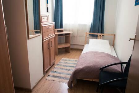 Town Hall 3 Bedroom Apartment Vilnius Exterior photo